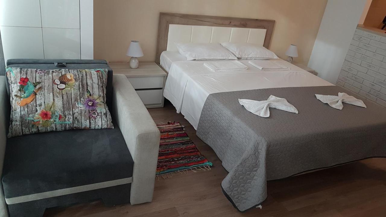 Estival Studio By Onix Blue Mamaia Nord Năvodari Екстериор снимка