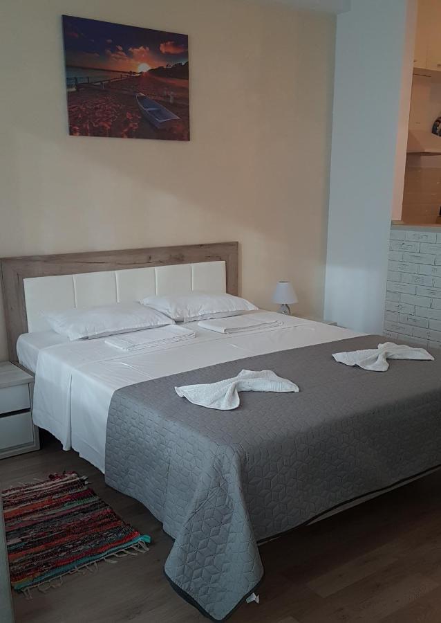 Estival Studio By Onix Blue Mamaia Nord Năvodari Екстериор снимка
