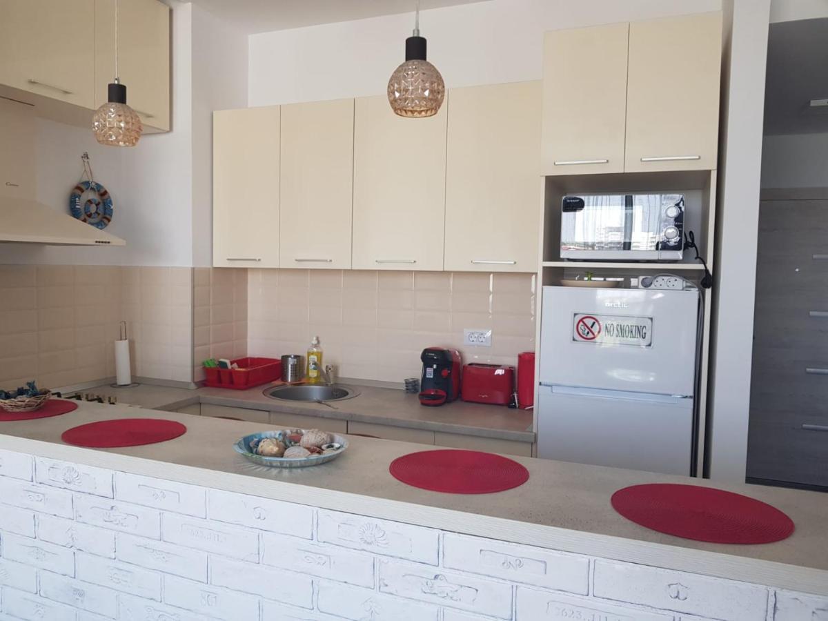 Estival Studio By Onix Blue Mamaia Nord Năvodari Екстериор снимка
